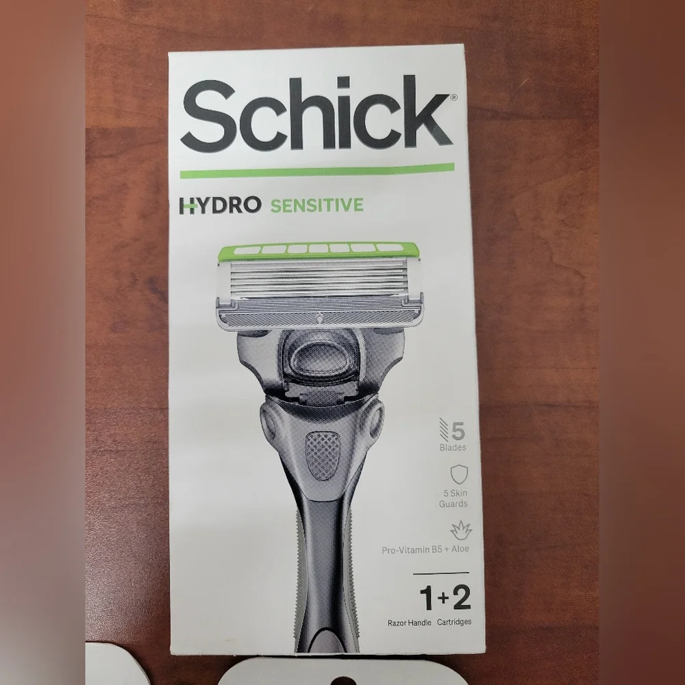 Schick Razor NIB